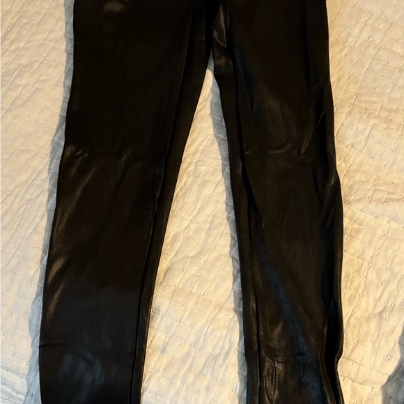 Spanx faux leather leggings - Picture 3 of 3